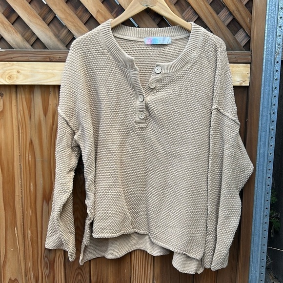 Free People Beach Knit Sweater Oversized Resortwear Casual Minimalist Sz XSmall - Picture 1 of 7